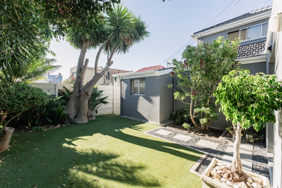4 Bedroom Property for Sale in Fresnaye Western Cape